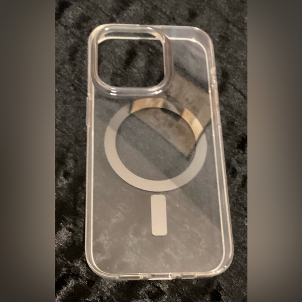 Heyday Transparent MagSafe-Compatible Clear Case